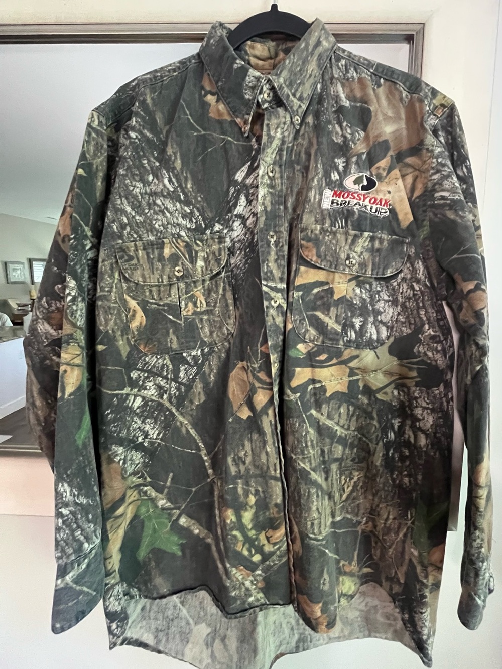Vintage Mossy Oak Camo Button-Down Hunting Shirt “New Mossy Oak Break Up” Size L